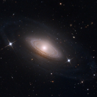 NGC-4698 (Herschel 275) 